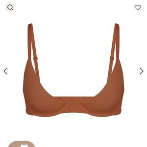 Fits everybody plunge bra in Bronze